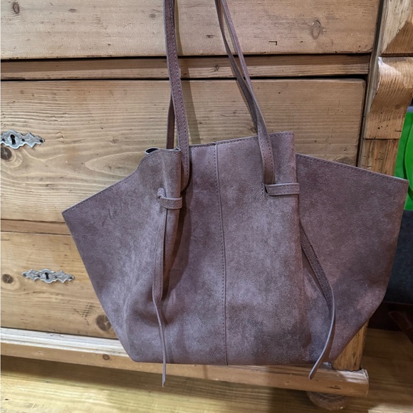 Handbags - Suede Tote Bag in Mauve - Unbranded